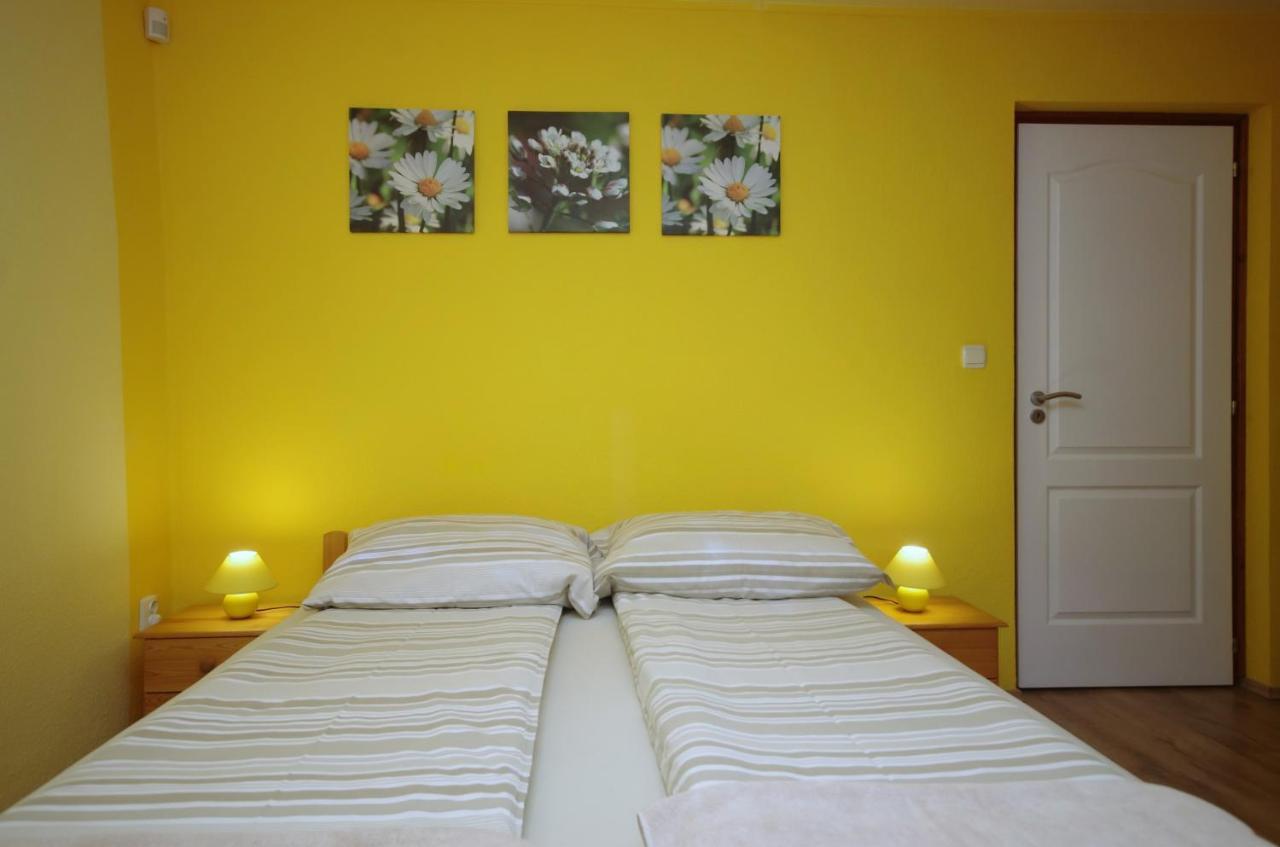Bodza Apartman Gyula Exterior foto