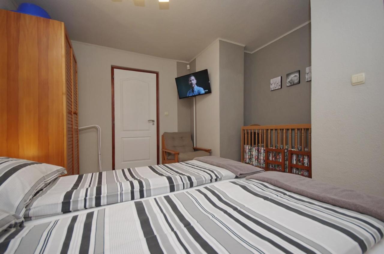 Ferienwohnung Bodza Apartman Gyula Exterior foto